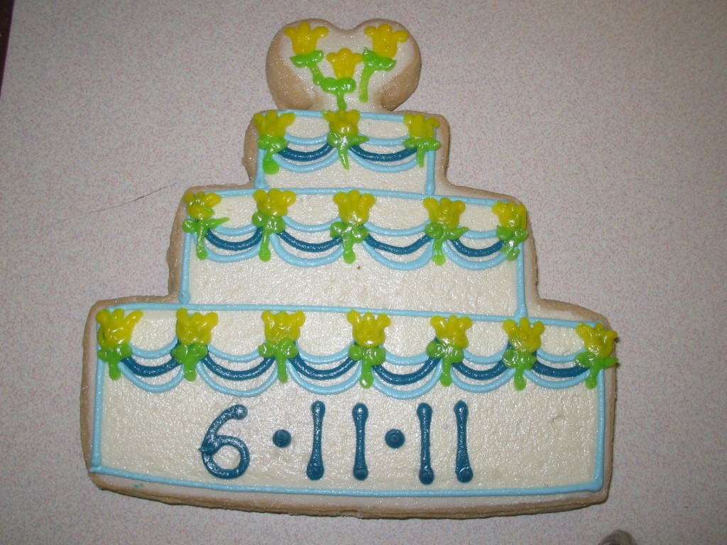 YELLOW & TURQUOISE CAKE - Click Image to Close